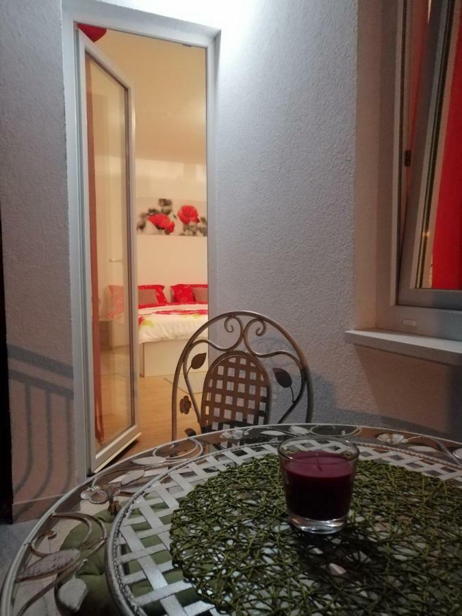 Cosy Apartment Road A6 Fužine Exterior foto